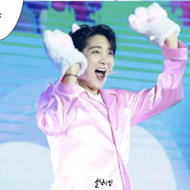Recent activity shot of Hwang Yunsung