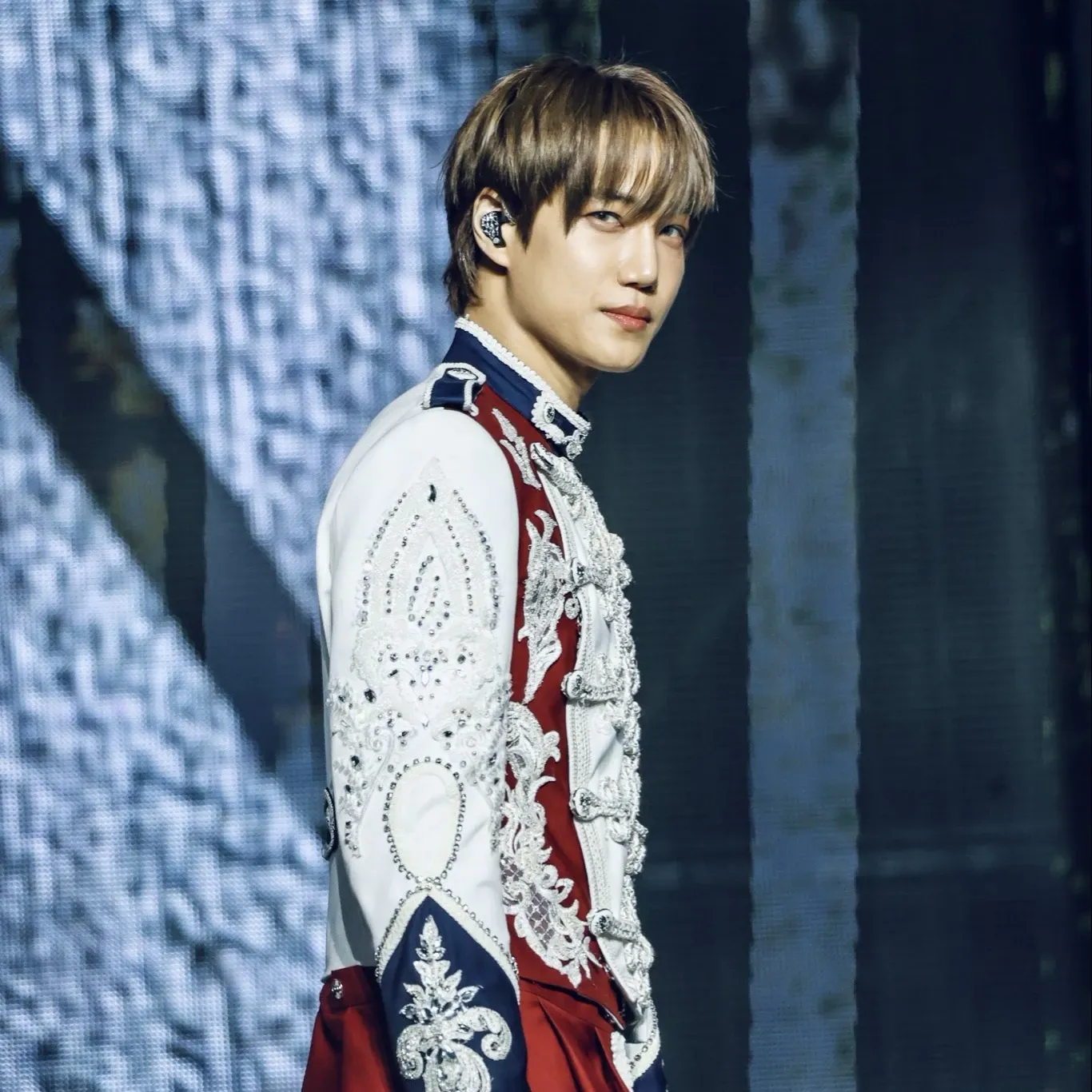 Behind-the-scenes cut of KAI