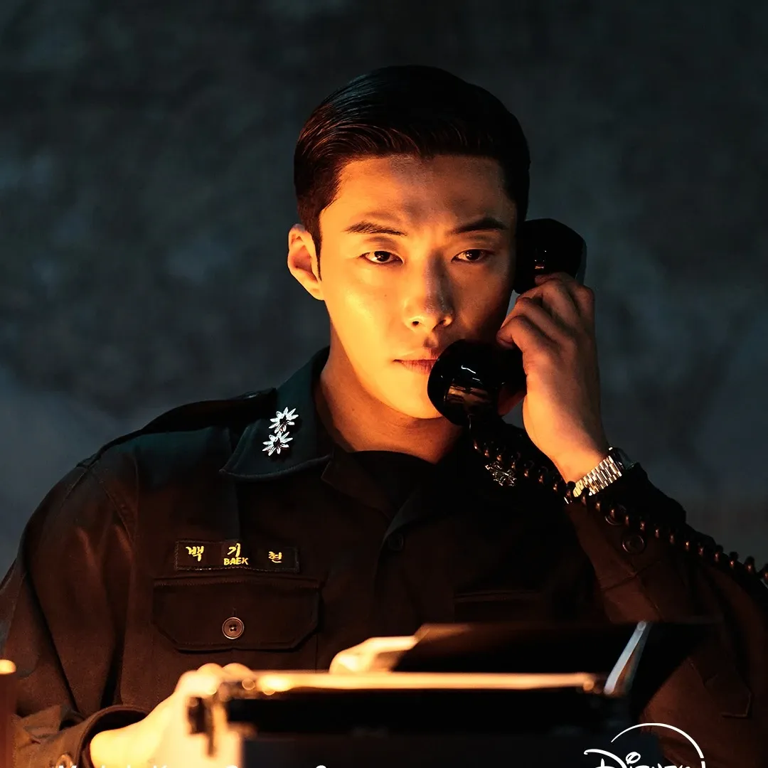 A moment captured by a fan of Woo Dohwan