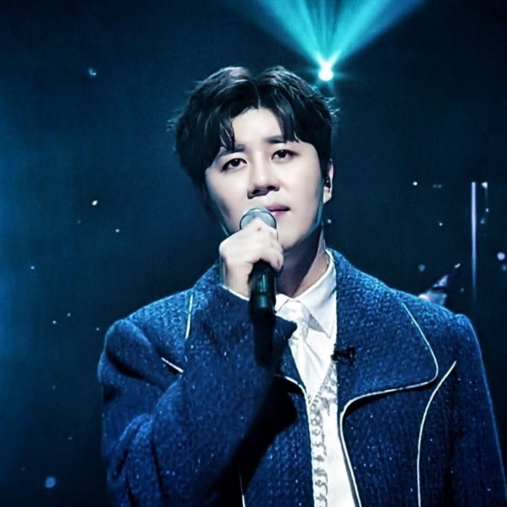 チン・ヘソンのビハインドカット