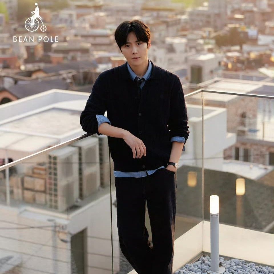 Recent activity shot of Kim Seonho