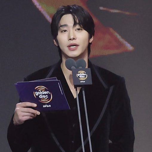 アン・ヒョソプの最新写真