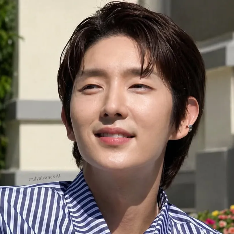 Latest photo of Lee Joongi