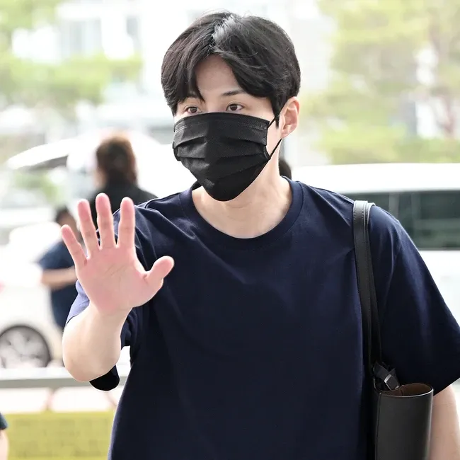 Recent activity shot of Kim Seonho