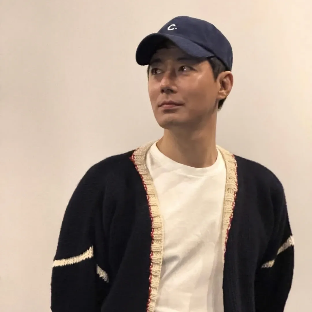 Recent activity shot of Jo Insung