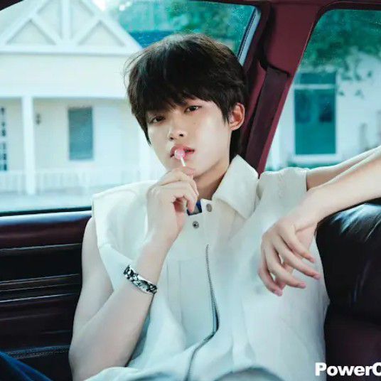 Behind-the-scenes cut of Zi Yu