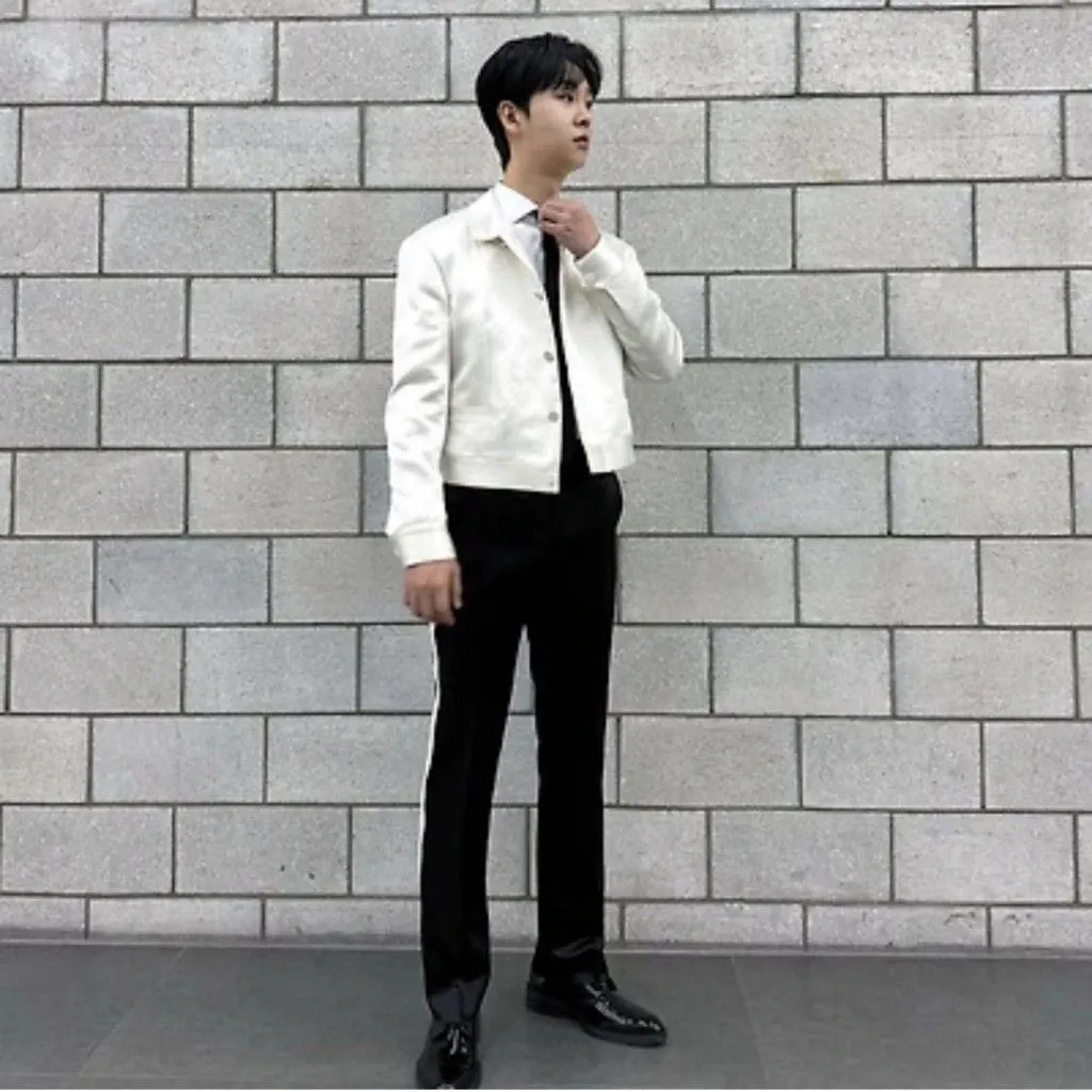 Recent activity shot of Song Minjun