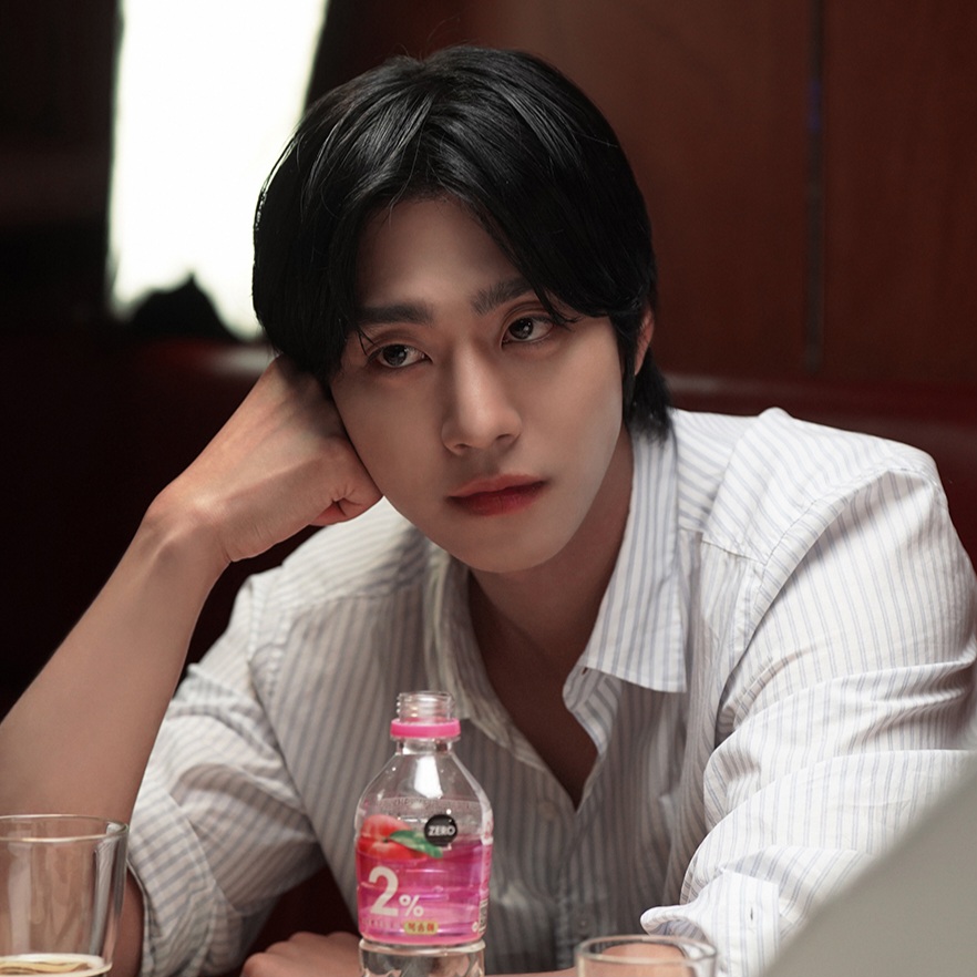 Latest photo of Ahn Hyoseop