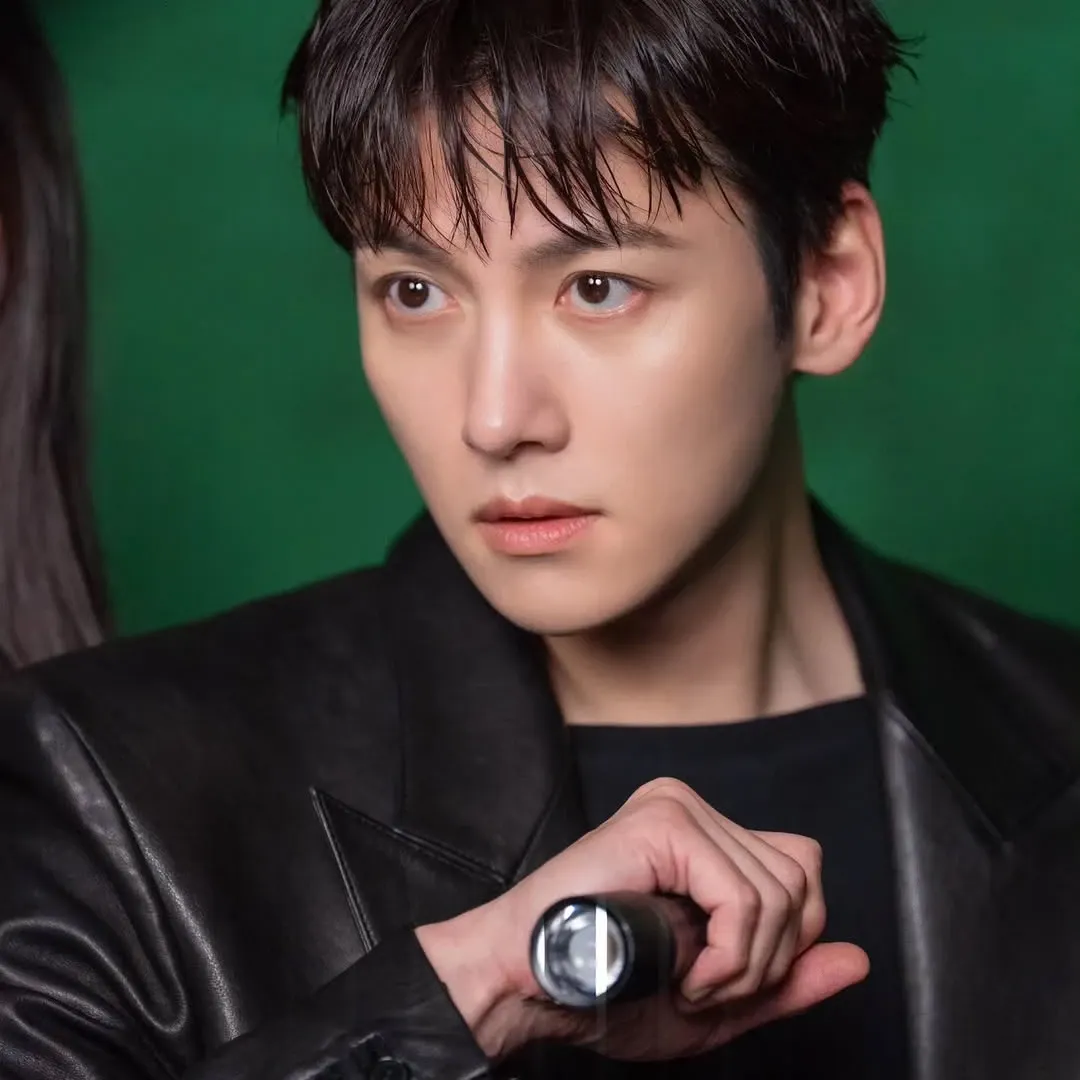 Latest photo of Ji Changwook