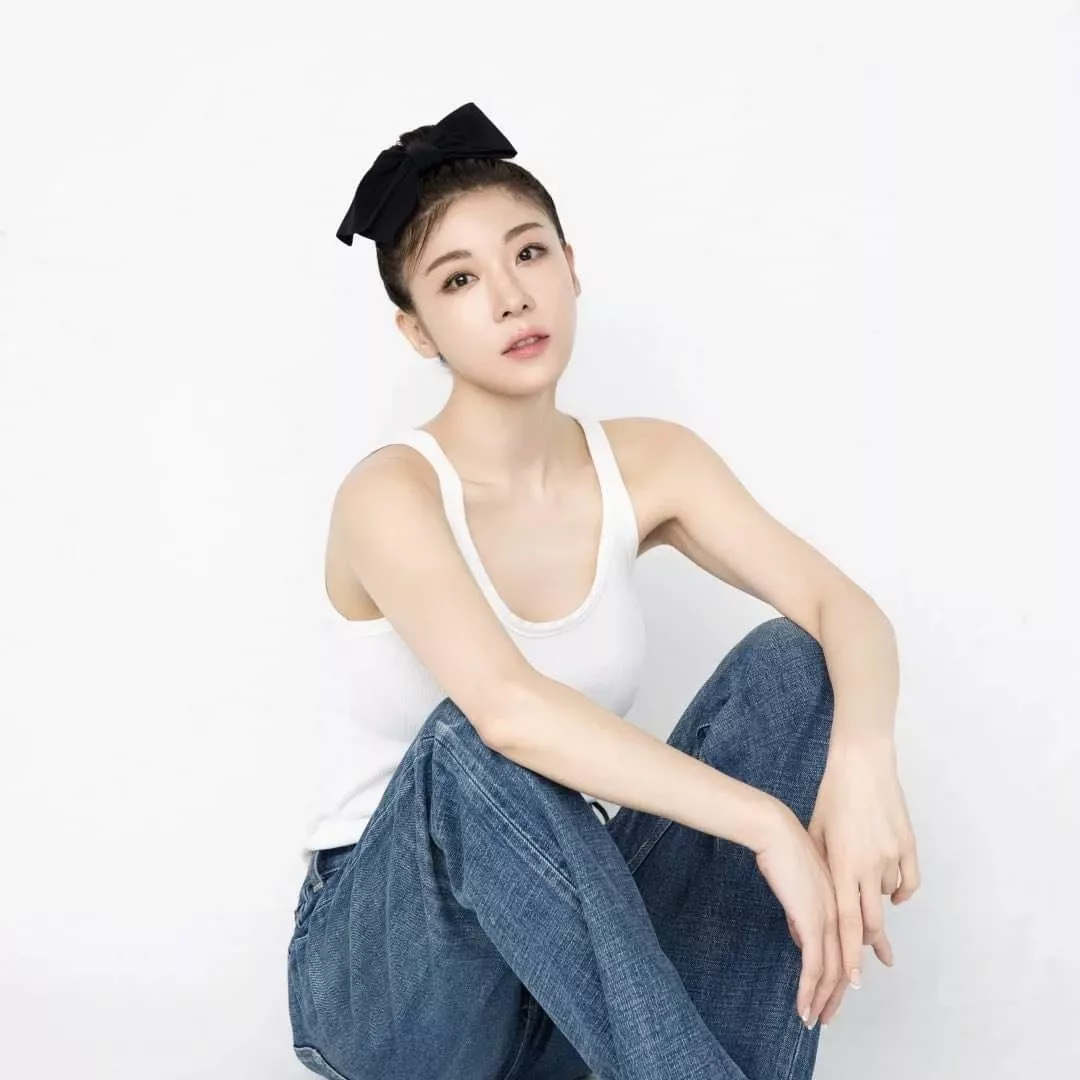 A moment captured by a fan of Ha Jiwon