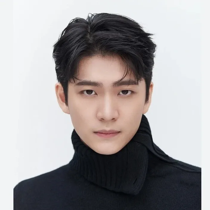 Behind-the-scenes cut of Kang Taeoh