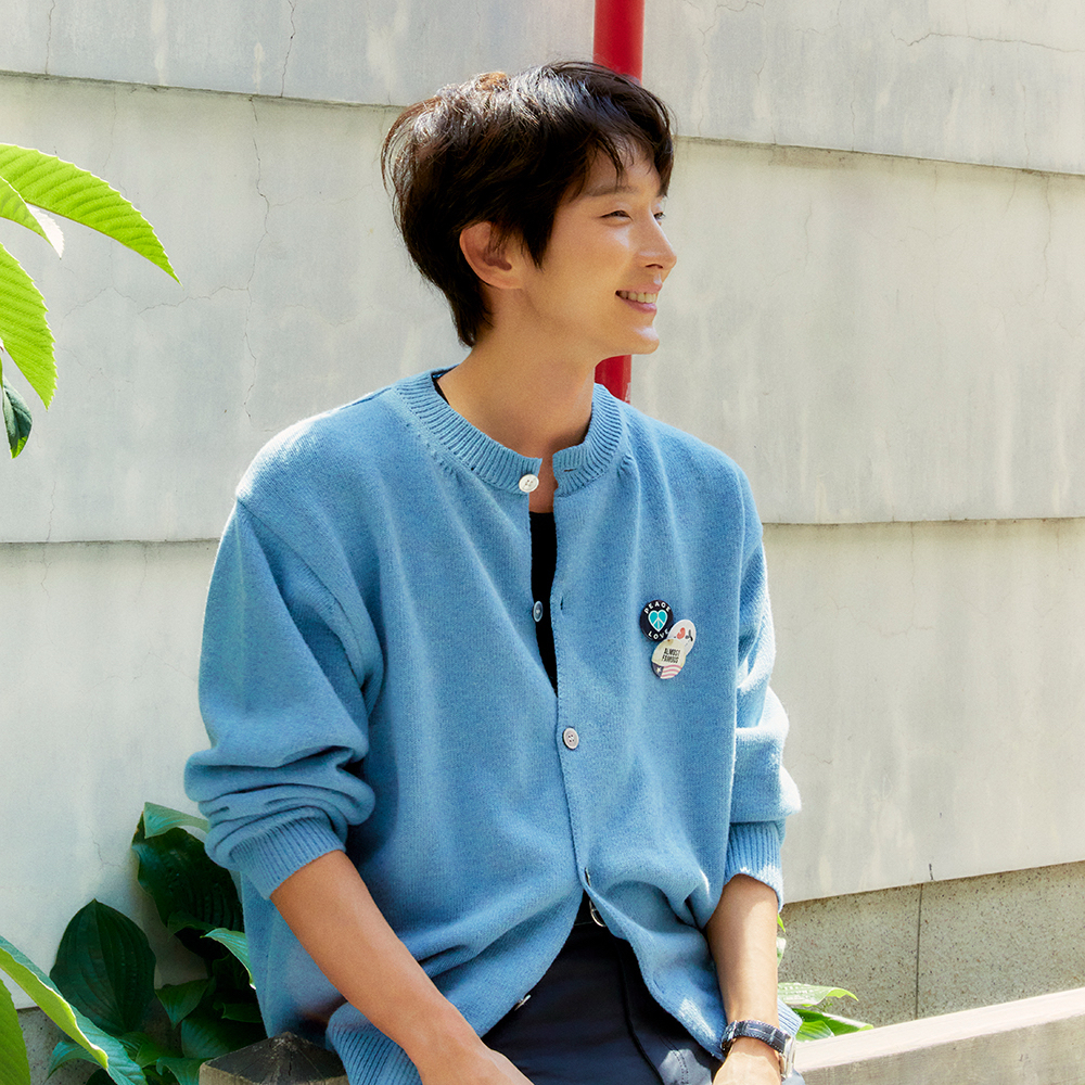 Behind-the-scenes cut of Lee Joongi