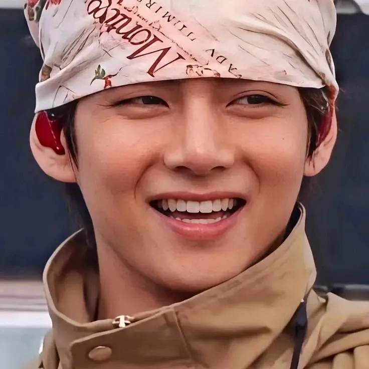 Latest photo of Kim Taehyung (V)