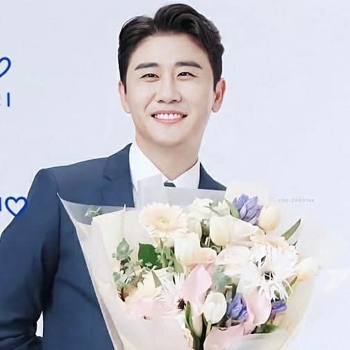 ヨンタクの最近の活動ショット