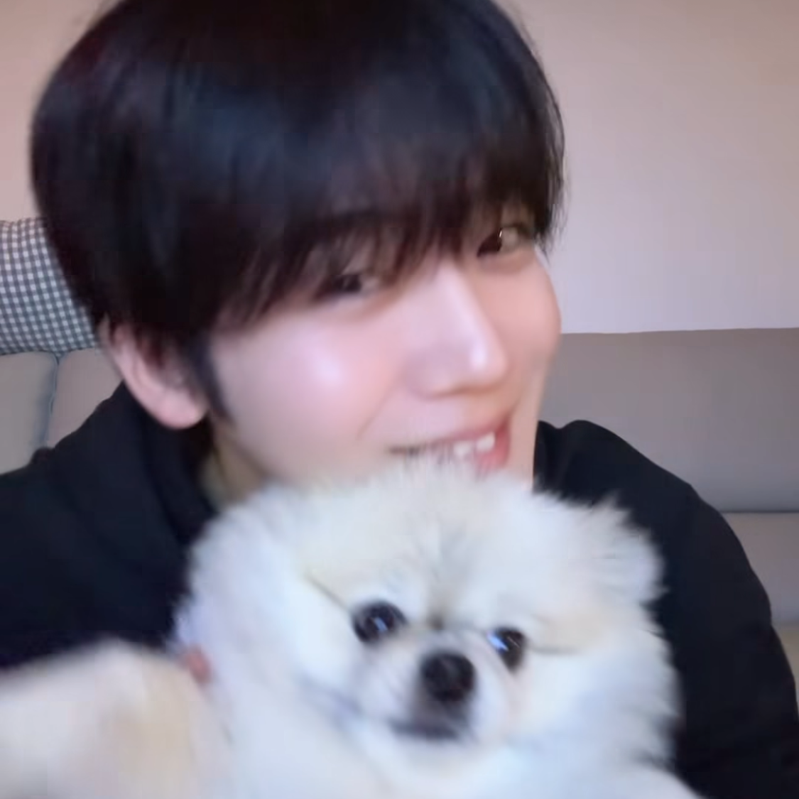 Behind-the-scenes cut of Kim Yohan