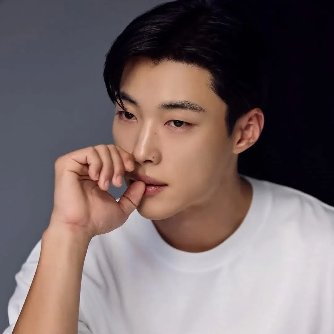Latest photo of Woo Dohwan
