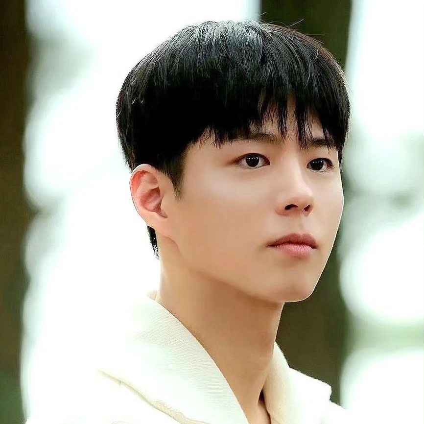 Foto kegiatan terbaru dari Park Bogum