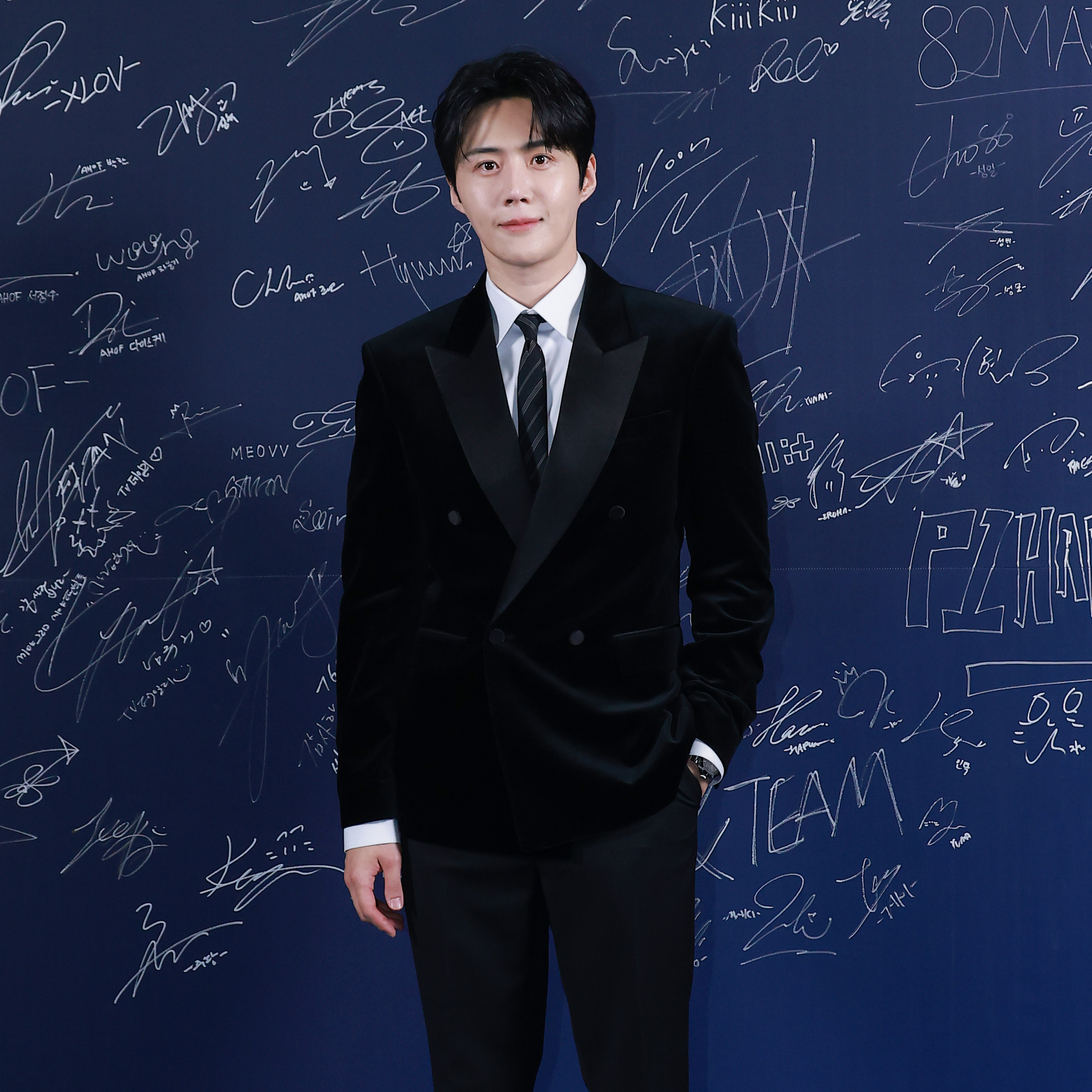 Cuplikan di balik layar dari Kim Seonho