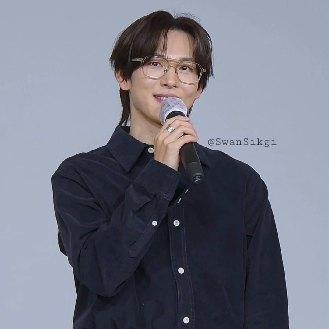 A moment captured by a fan of Yim Siwan