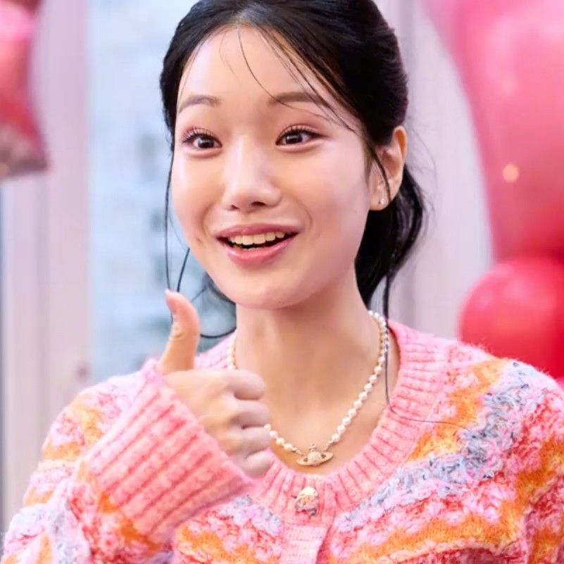 Recent activity shot of Kim Soyeon (2004)