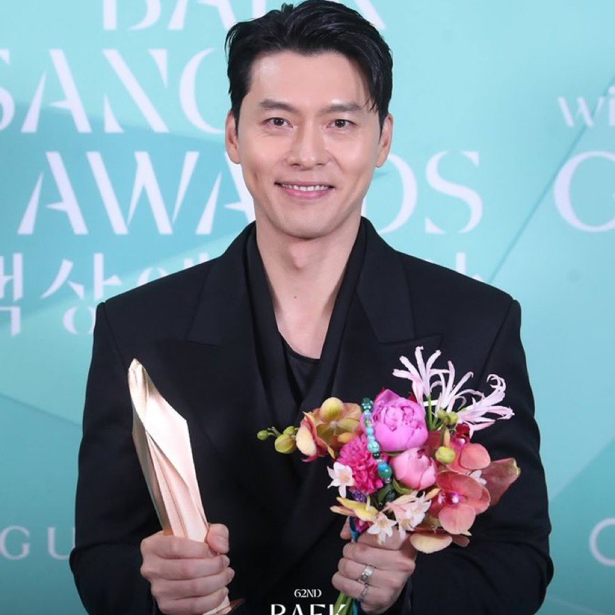Cuplikan di balik layar dari Hyun Bin