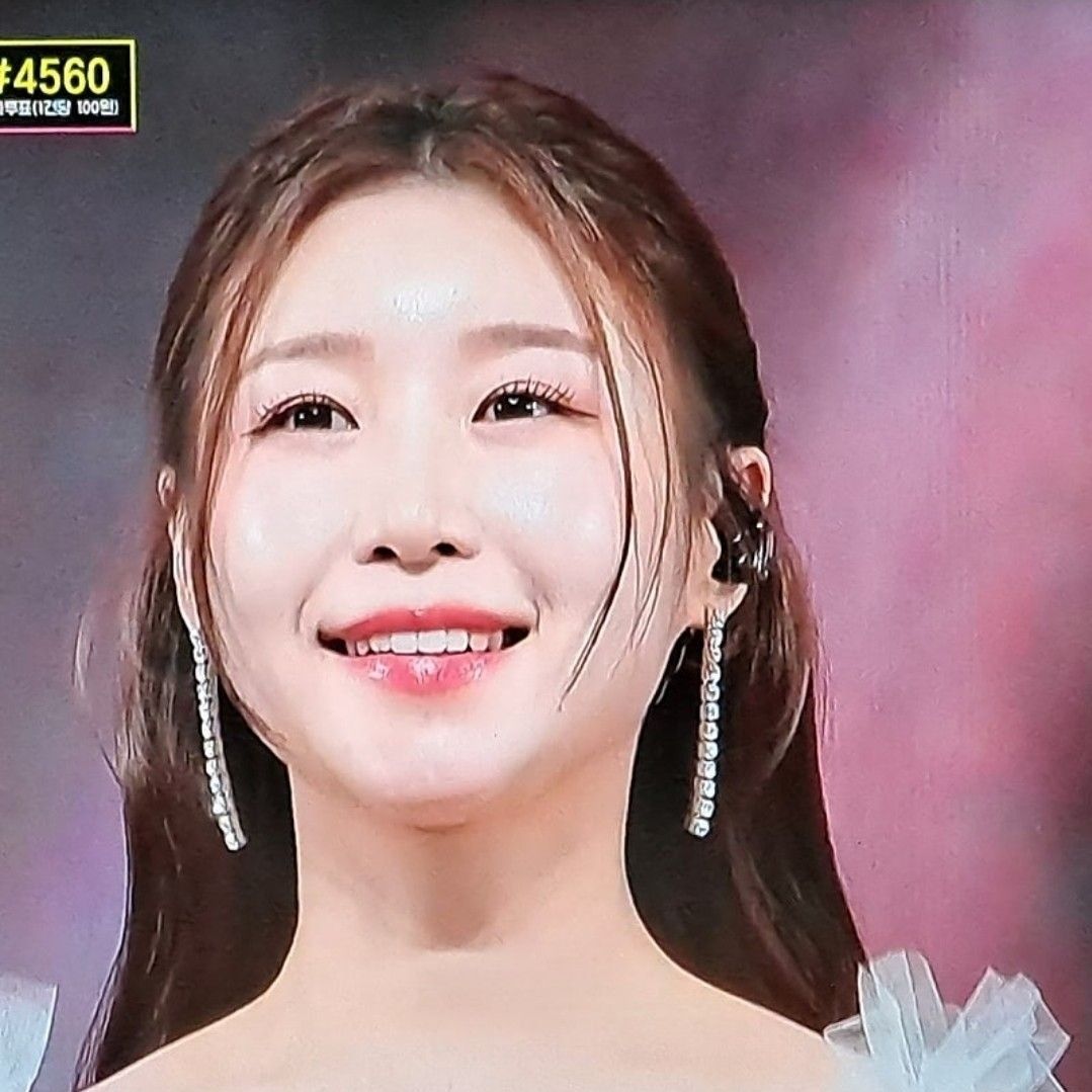 A moment captured by a fan of Lee Sona