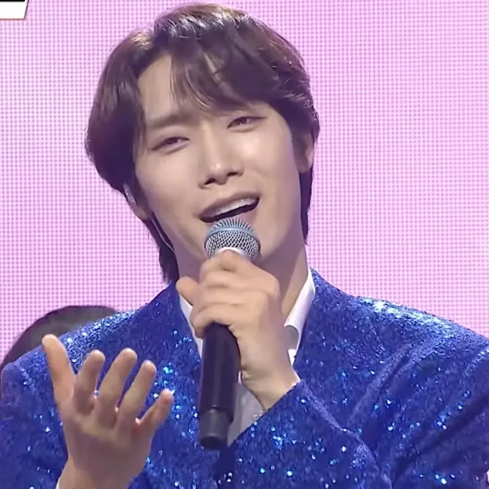 Recent activity shot of Choi Woojin