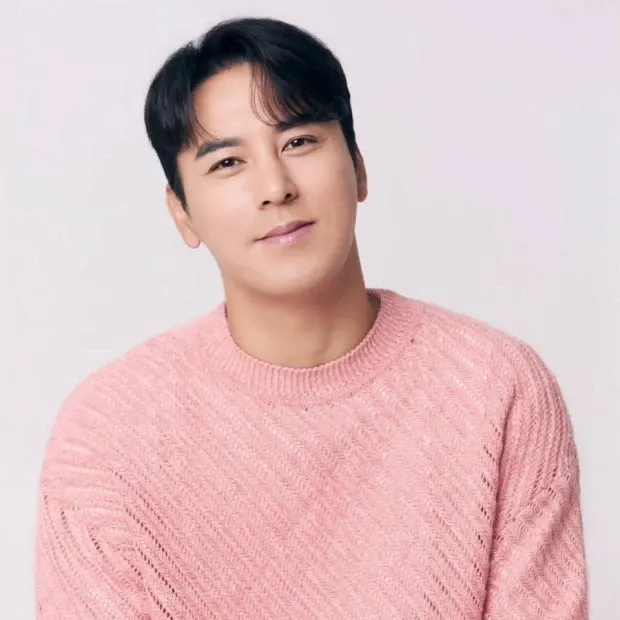 Foto kegiatan terbaru dari Jang Minho