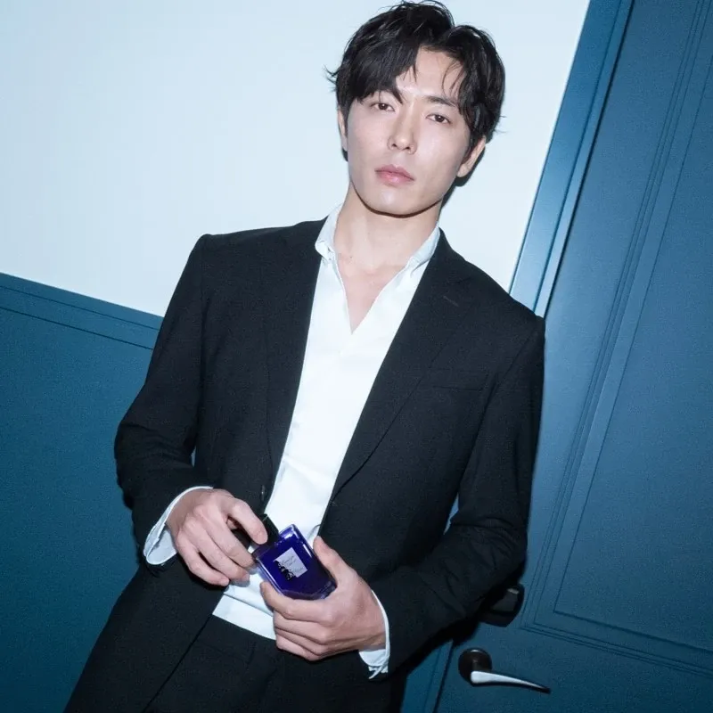Recent activity shot of Kim Jaewook