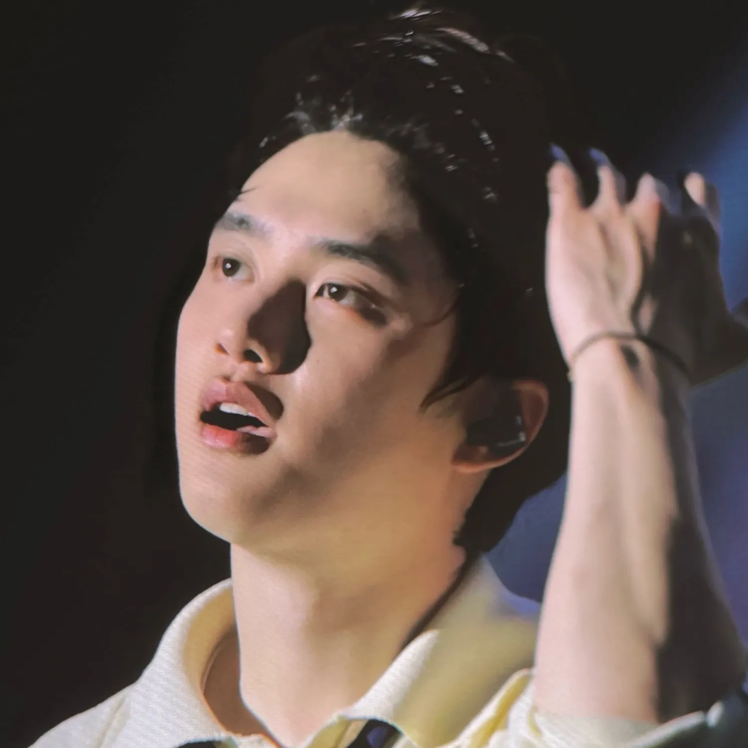 Cuplikan di balik layar dari Doh Kyungsoo (D.O.)