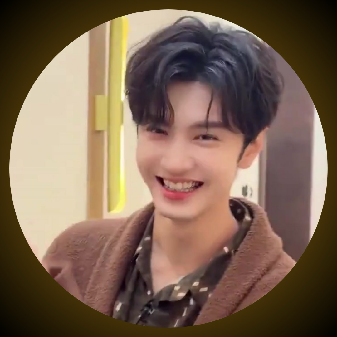 Behind-the-scenes cut of Chen Zhe Yuan