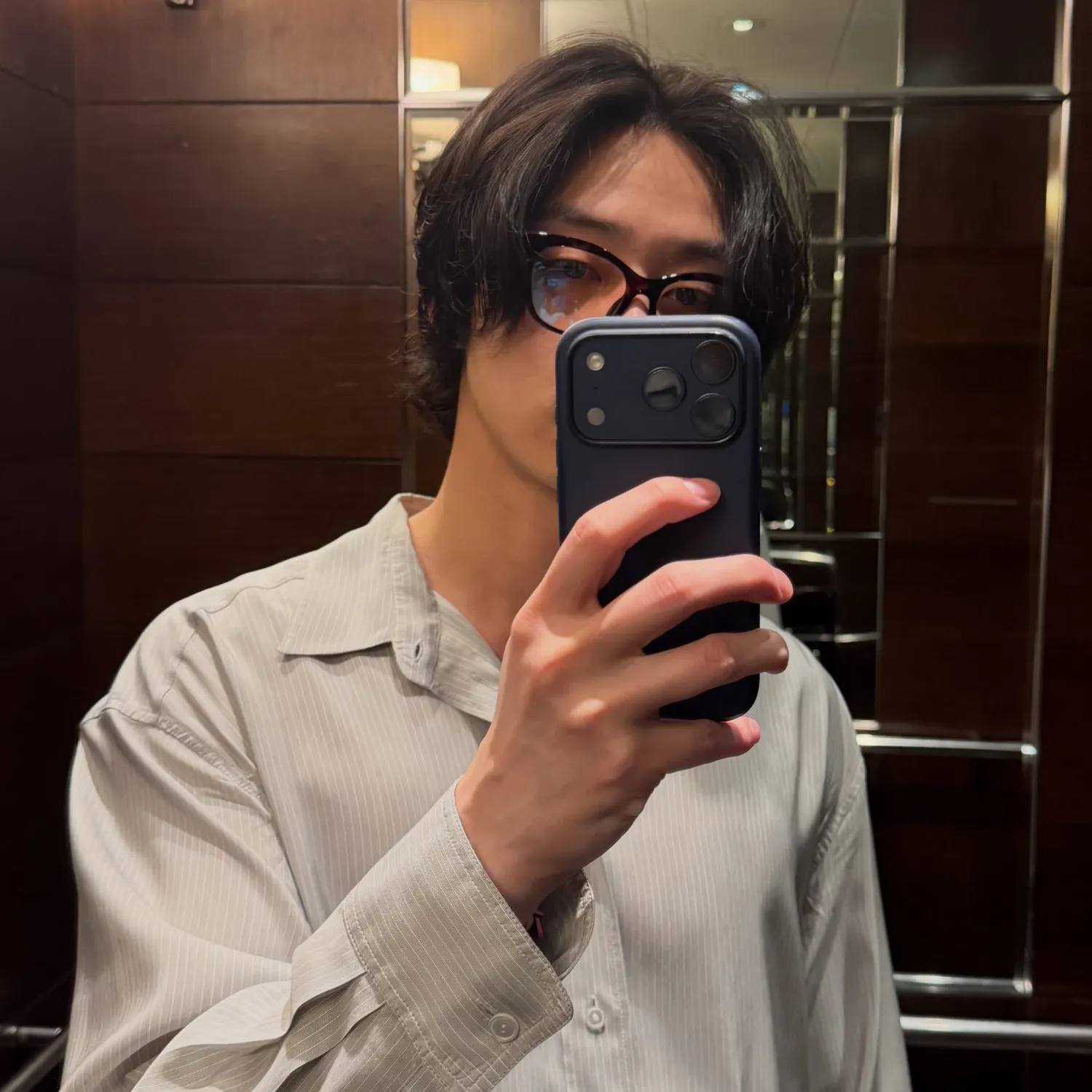 Behind-the-scenes cut of Park Seojoon