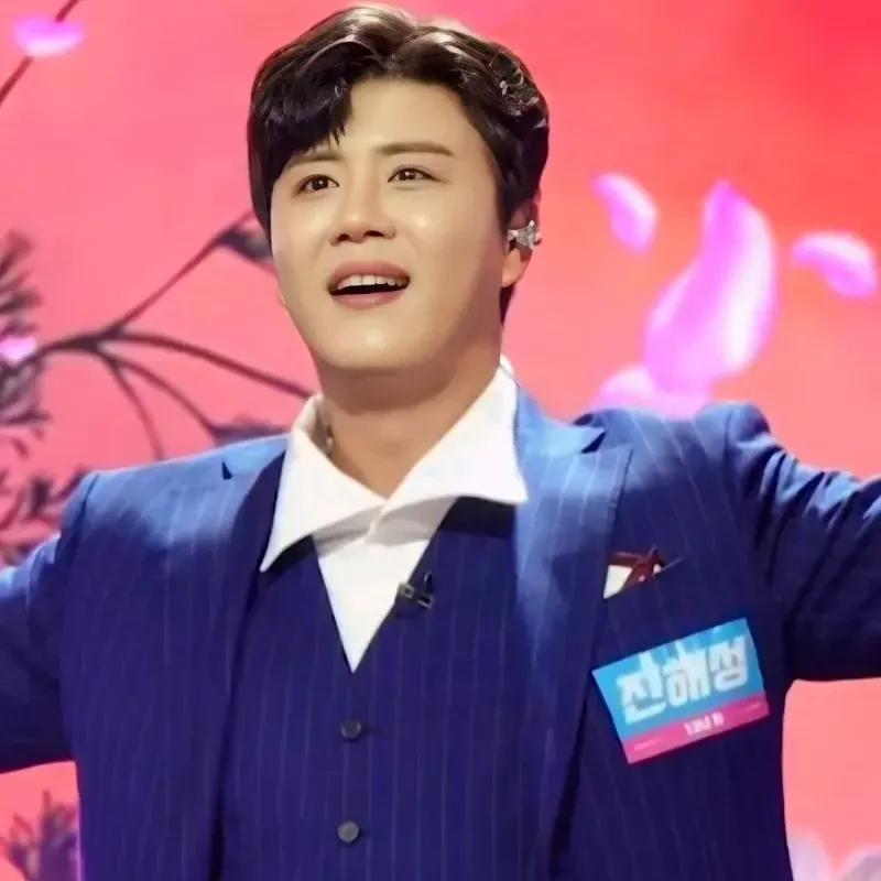 Recent activity shot of Jin Haesung