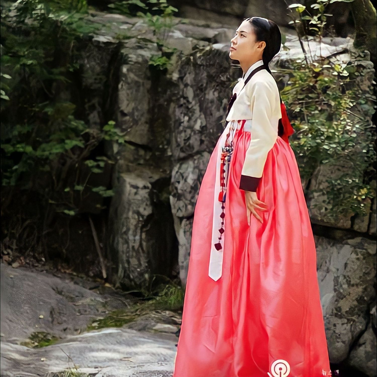 Latest photo of Ha Jiwon