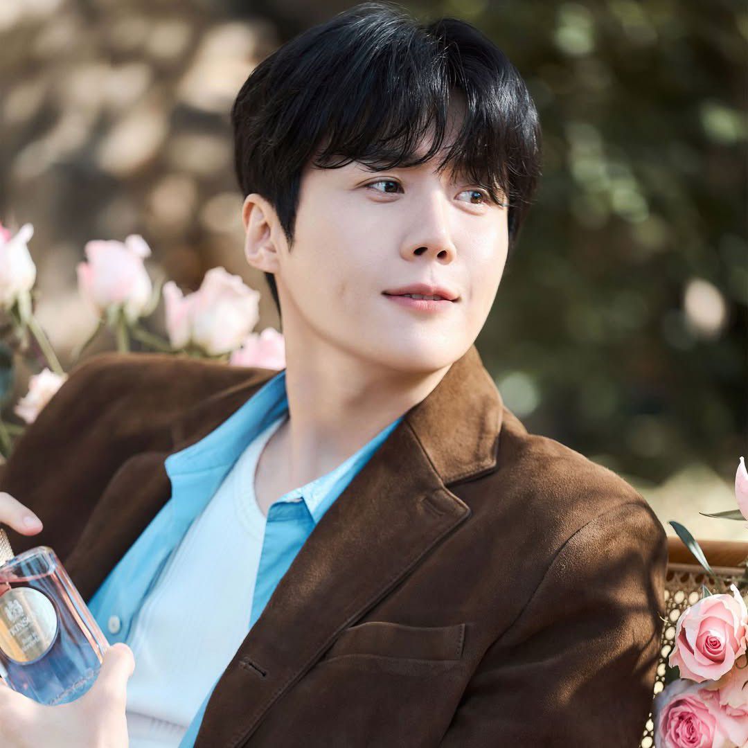 Recent activity shot of Kim Seonho