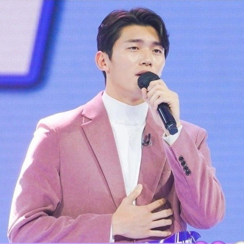 Recent activity shot of Jeon Jonghyeok