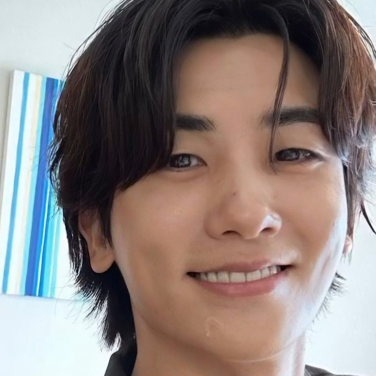 Behind-the-scenes cut of Park Hyungsik