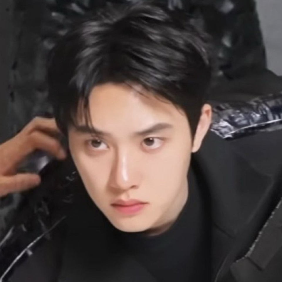 都暻秀 (D.O.)的最新照片