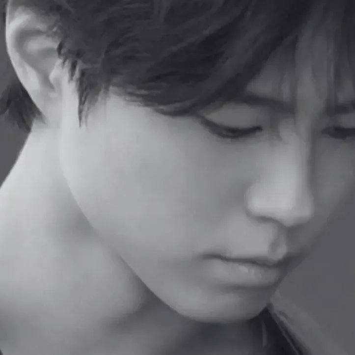 Behind-the-scenes cut of Park Bogum
