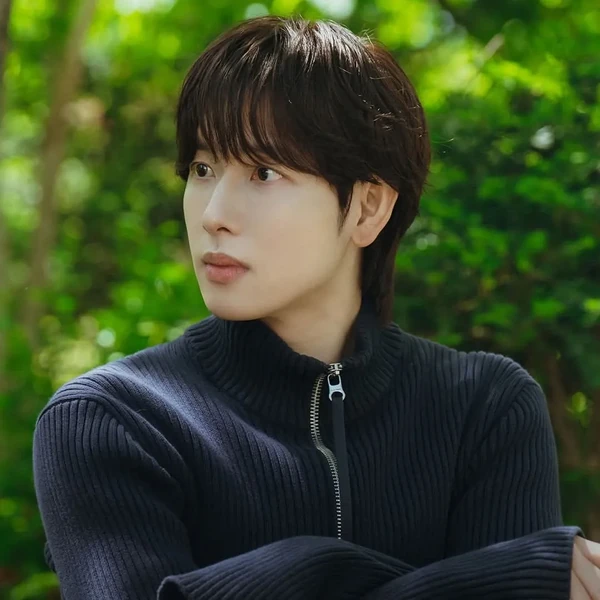 Top moment of Yim Siwan selected by the fandom