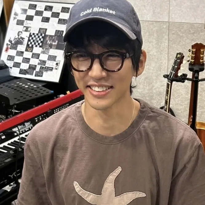 Recent activity shot of Lee Seungyoon