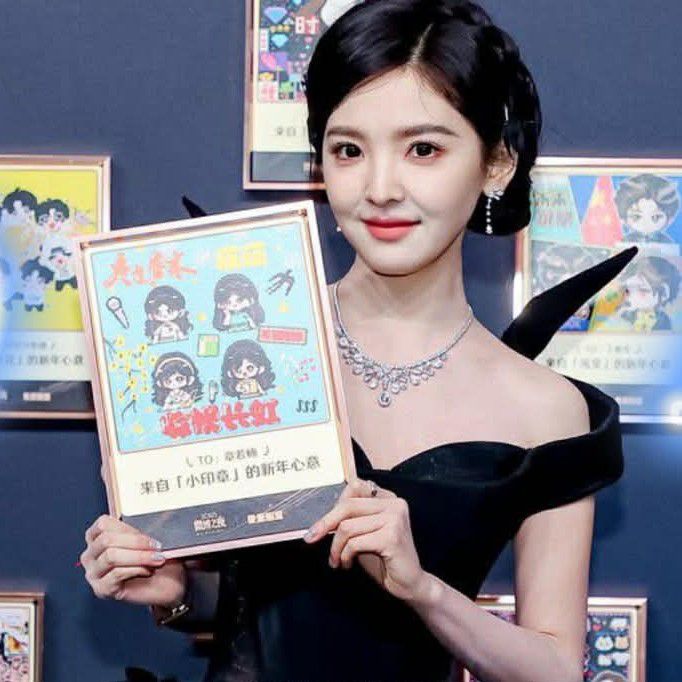 Behind-the-scenes cut of Zhang Ruonan