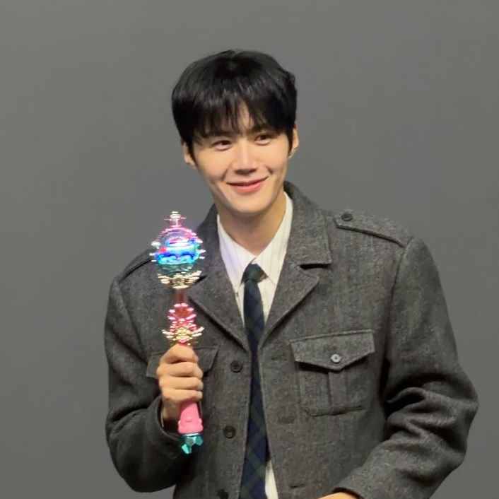 キム・ソンホの最近の活動ショット