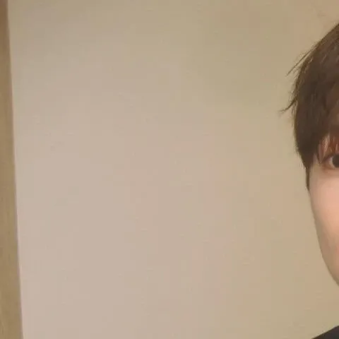 Behind-the-scenes cut of Bae Inhyuk
