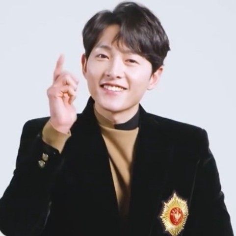 Foto kegiatan terbaru dari Song Joongki