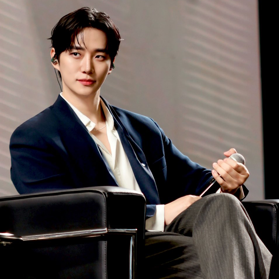 李俊昊的最新照片