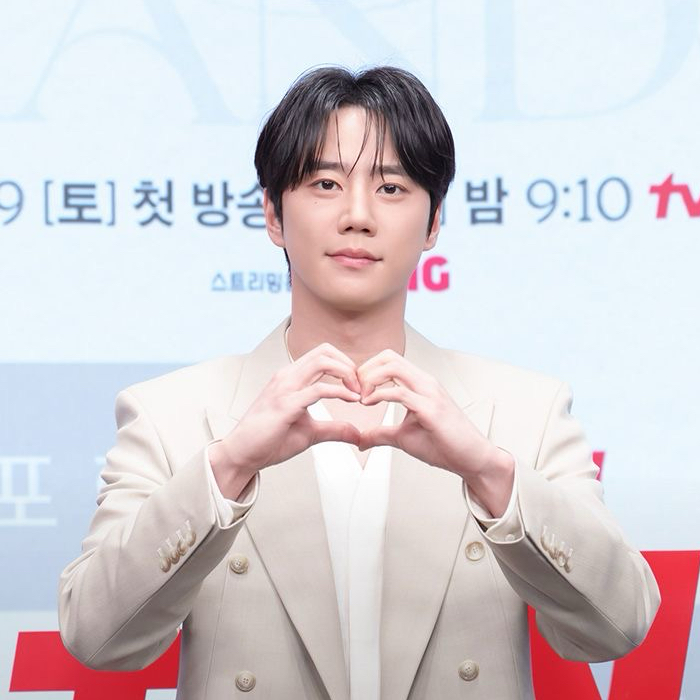 Latest photo of Lee Junyoung