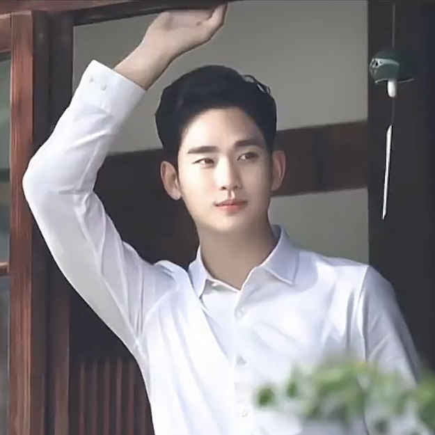 Latest photo of Kim Soohyun