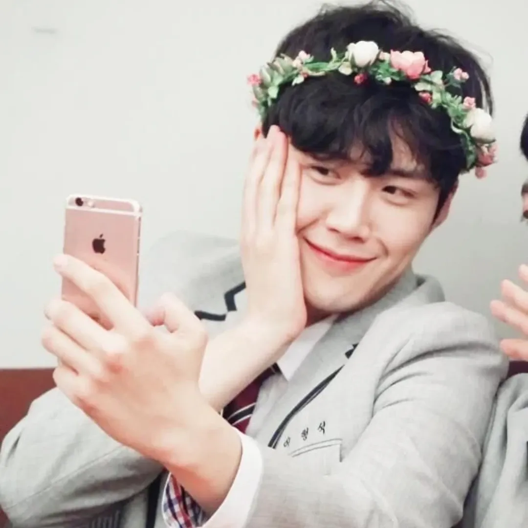 Recent activity shot of Kim Seonho