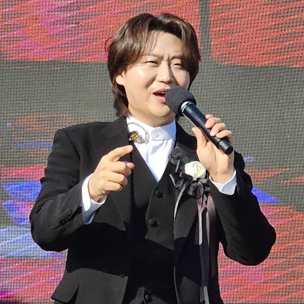 Foto kegiatan terbaru dari Min Soohyun